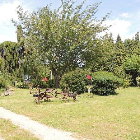 La Ferme Du Bourg Bed and Breakfast Eraines Εξωτερικό φωτογραφία