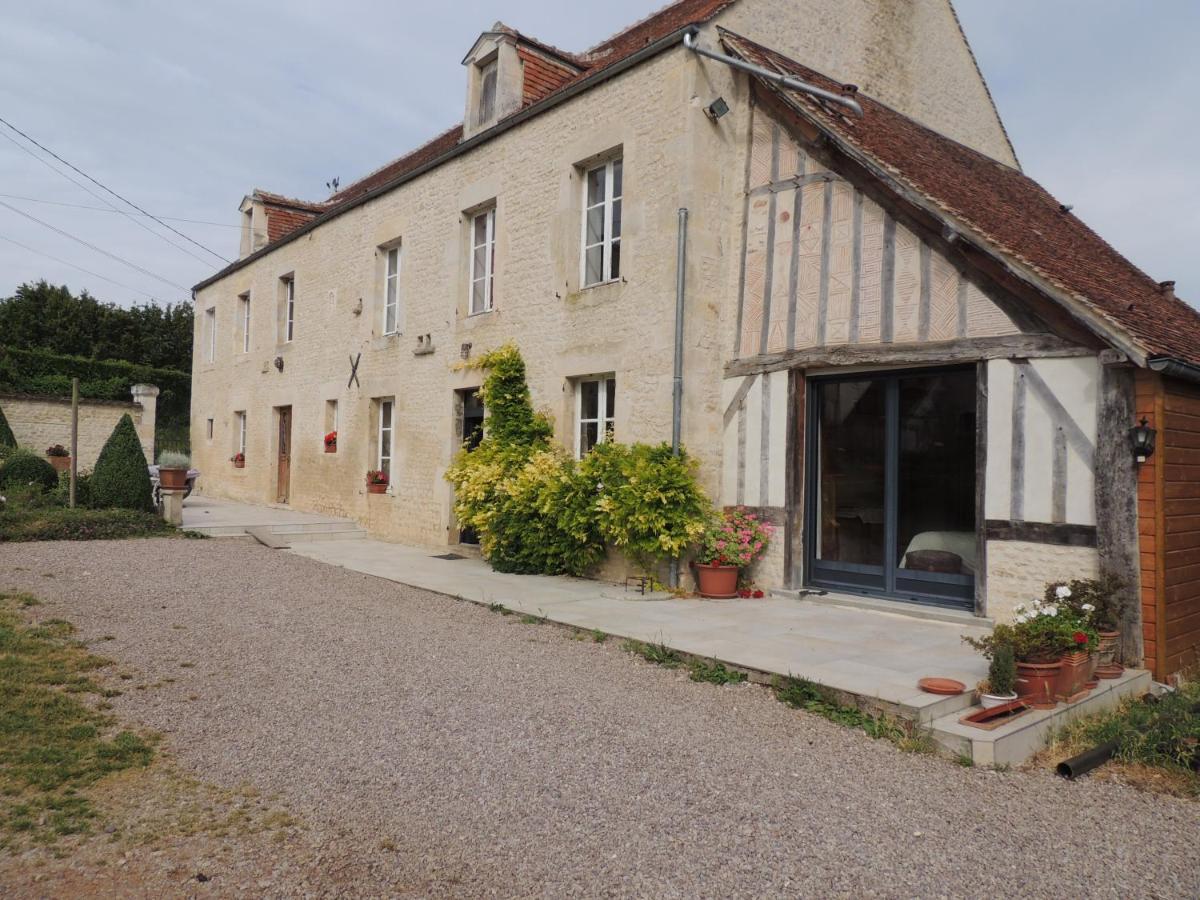 La Ferme Du Bourg Bed and Breakfast Eraines Εξωτερικό φωτογραφία